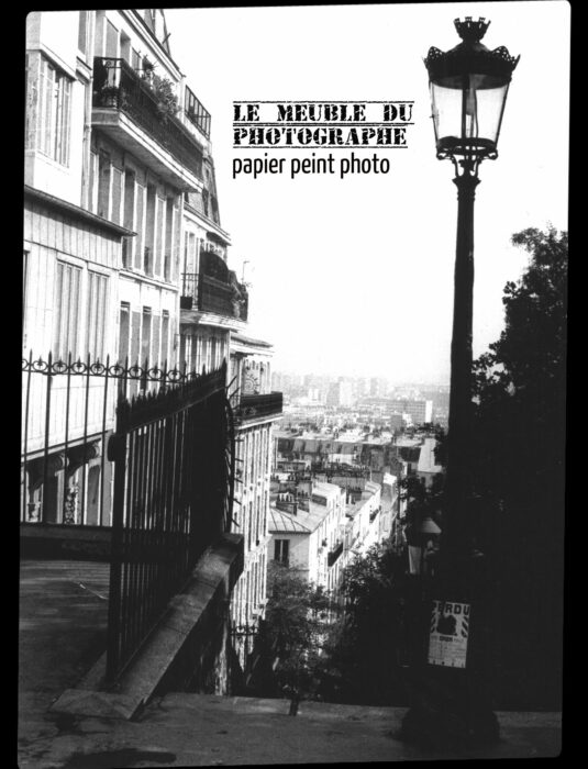 Le réverbère. Paris.