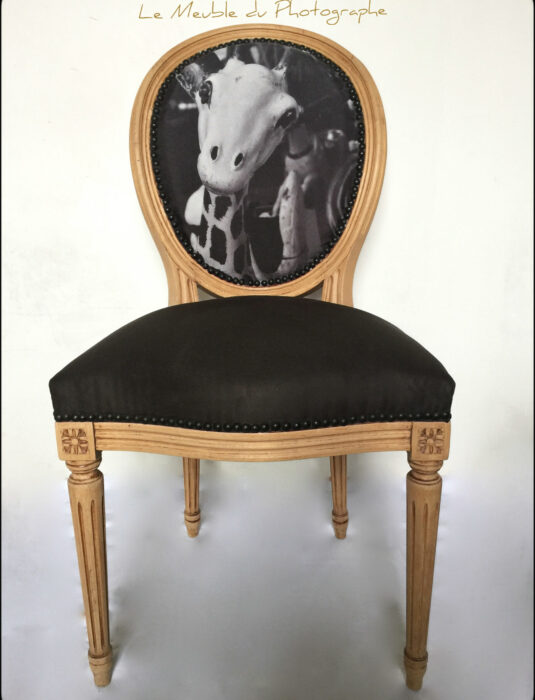 Chaise médaillon Girafe