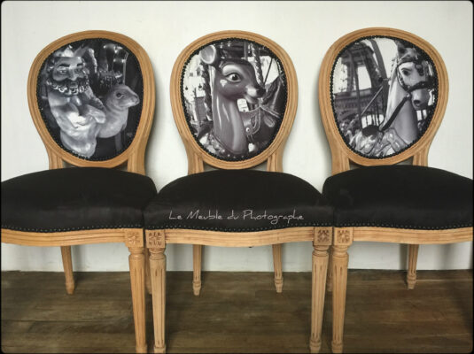chaises medaillon photo noir et blanc