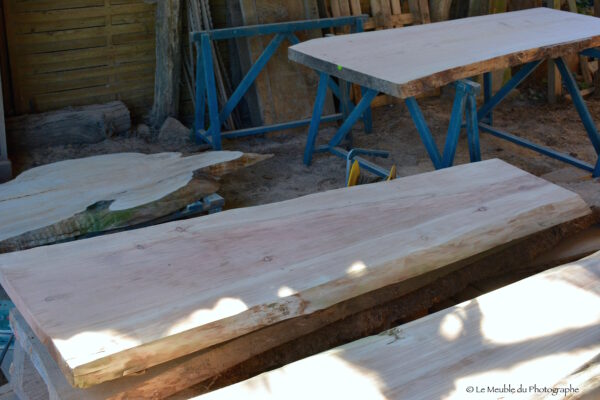 planche bois brut massif séquoia pour meuble sur mesure