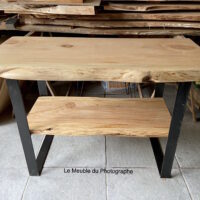 Meuble vasque de salle de bain en bois massif sur pieds métal. Sur mesure par artisan français.