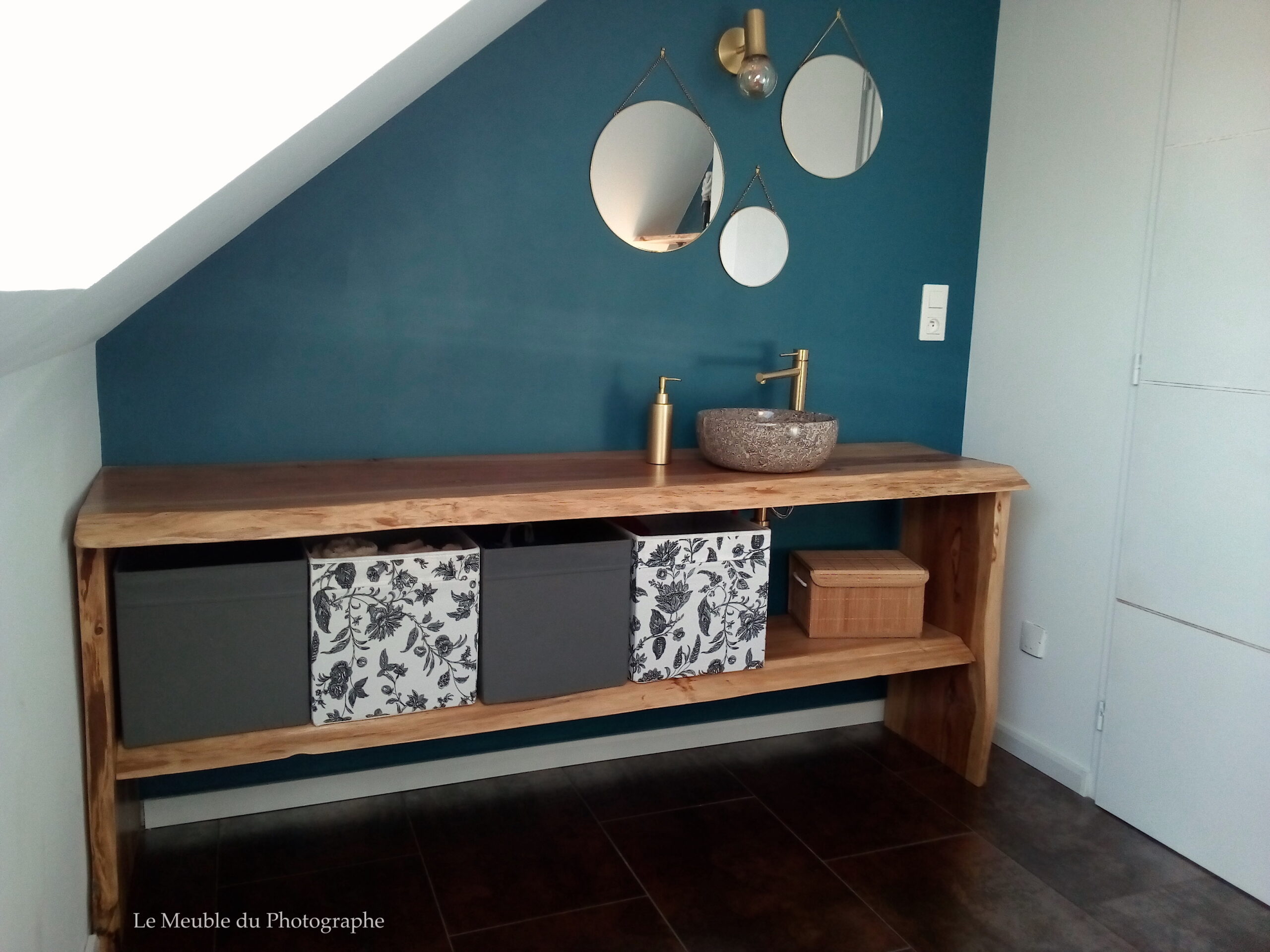 Meuble double vasque en bois massif 180cm.